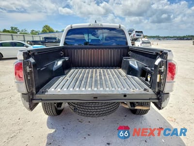 Zdjęcie 6 z 12 samochodu: 2022 TOYOTA TACOMA TRD OFF-ROAD VIN:3TMAZ5CN8NM175504 - miniatura