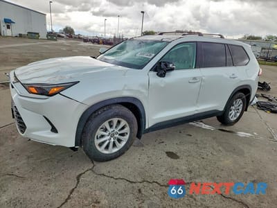 2026 TOYOTA GRAND HIGHLANDER XLE 5TDAAAB59TS107596 - główne zdjęcie licytacji z USA - miniatura