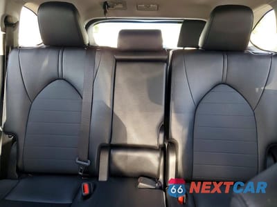 Zdjęcie 10 z 14 samochodu: 2025 TOYOTA HIGHLANDER HYBRID XLE VIN:5TDKBRCH1SS666311 - miniatura