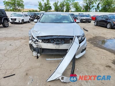 Piąte zdjęcie samochodu w środku: 2020 NISSAN ALTIMA S VIN:1N4BL4BV8LC207017 - miniatura