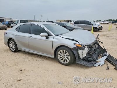 Czwarte zdjęcie samochodu z boku: 2023 TOYOTA CAMRY LE VIN:4T1R11AK3PU804415 - miniatura