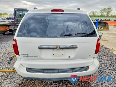 Zdjęcie 6 z 13 samochodu: 2006 CHRYSLER TOWN & COUNTRY LX VIN:1A4GP44R16B568467 - miniatura