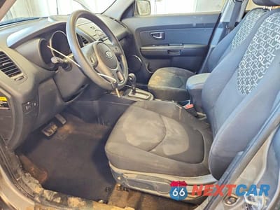 Zdjęcie 7 z 11 samochodu: 2010 KIA SOUL + VIN:KNDJT2A22A7192537 - miniatura