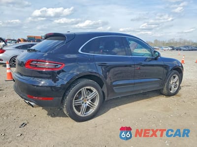 Trzecie zdjęcie samochodu z tyłu: 2015 PORSCHE MACAN S VIN:WP1AB2A50FLB54220 - miniatura