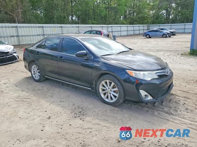 Czwarte zdjęcie samochodu z boku: 2014 TOYOTA CAMRY HYBRID XLE VIN:4T1BD1FK1EU103029 - miniatura