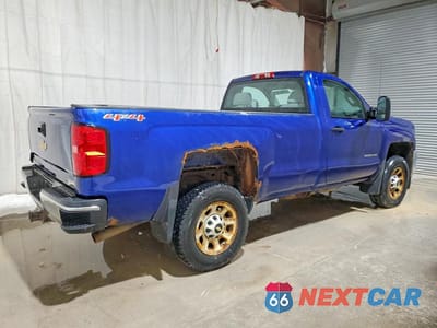 Trzecie zdjęcie samochodu z tyłu: 2015 CHEVROLET SILVERADO K3500 VIN:1GC3KYCG8FZ124813 - miniatura