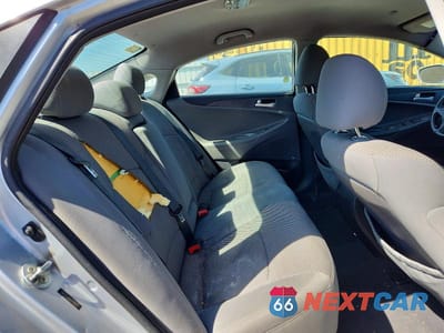 Zdjęcie 10 z 12 samochodu: 2012 HYUNDAI SONATA GLS VIN:5NPEB4AC0CH499972 - miniatura