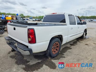 Trzecie zdjęcie samochodu z tyłu: 2005 GMC NEW SIERRA C1500 VIN:2GTEC13T651185532 - miniatura