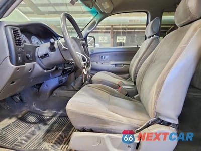 Zdjęcie 7 z 12 samochodu: 2003 TOYOTA TACOMA XTRACAB VIN:5TEWN72N73Z169546 - miniatura