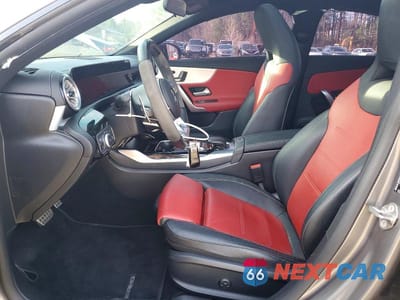 Zdjęcie 7 z 11 samochodu: 2022 MERCEDES-BENZ CLA AMG 35 4MATIC VIN:W1K5J5BB6NN307025 - miniatura