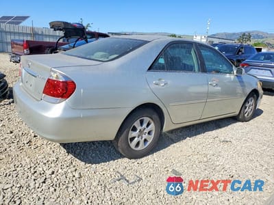 Trzecie zdjęcie samochodu z tyłu: 2006 TOYOTA CAMRY LE V6 VIN:JTDBF32K860170882 - miniatura