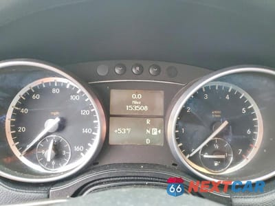 Zdjęcie 9 z 13 samochodu: 2010 MERCEDES-BENZ GL 550 4MATIC VIN:4JGBF8GE0AA570000 - miniatura