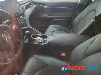 Zdjęcie 8 z 12 samochodu: 2022 TOYOTA CAMRY HYBRID XSE VIN:4T1K31AK0NU033257 - miniatura