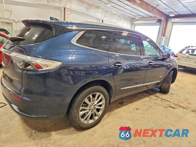 Trzecie zdjęcie samochodu z tyłu: 2023 BUICK ENCLAVE AVENIR VIN:5GAEVCKW9PJ128995 - miniatura