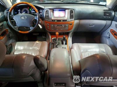 Zdjęcie 8 z 13 samochodu: 2006 LEXUS LX 470 VIN:JTJHT00W764015009 - miniatura