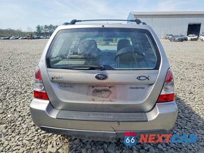 Zdjęcie 6 z 11 samochodu: 2006 SUBARU FORESTER VIN:JF1SG63606H735245 - miniatura