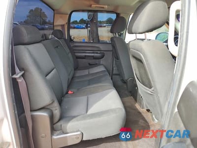 Zdjęcie 10 z 11 samochodu: 2011 CHEVROLET SILVERADO K1500 LT VIN:3GCPKSE33BG386709 - miniatura