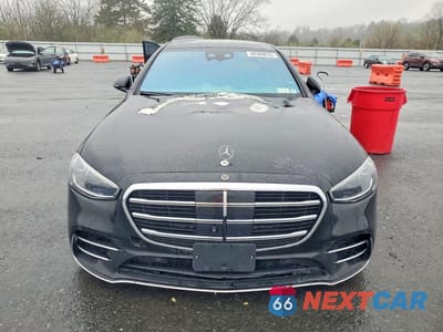 Piąte zdjęcie samochodu w środku: 2022 MERCEDES-BENZ S 580 4MATIC VIN:W1K6G7GB8NA126331 - miniatura
