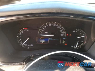 Zdjęcie 9 z 14 samochodu: 2018 CADILLAC XT5 VIN:1GYKNARS3JZ205307 - miniatura
