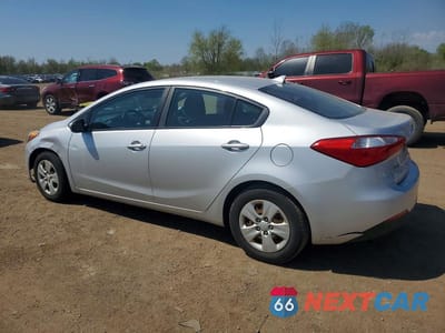 Drugie zdjęcie samochodu z przodu: 2016 KIA FORTE LX VIN:KNAFK4A63G5500078 - miniatura
