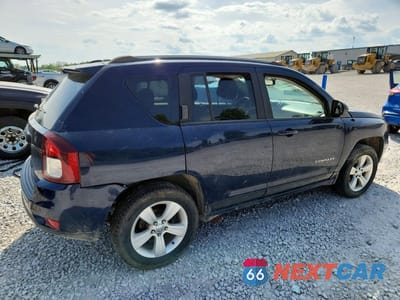 Trzecie zdjęcie samochodu z tyłu: 2016 JEEP COMPASS SPORT VIN:1C4NJDBB1GD506271 - miniatura