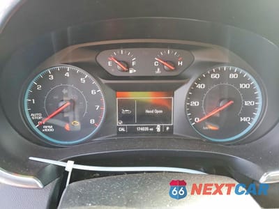 Zdjęcie 9 z 12 samochodu: 2018 CHEVROLET MALIBU LT VIN:1G1ZD5ST9JF254409 - miniatura