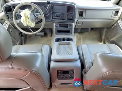Zdjęcie 8 z 13 samochodu: 2006 CHEVROLET SUBURBAN K1500 VIN:3GNFK16U06G130957 - miniatura
