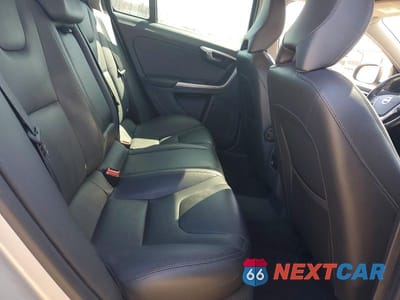 Zdjęcie 10 z 13 samochodu: 2015 VOLVO S60 PREMIER VIN:YV1612TK4F2334846 - miniatura