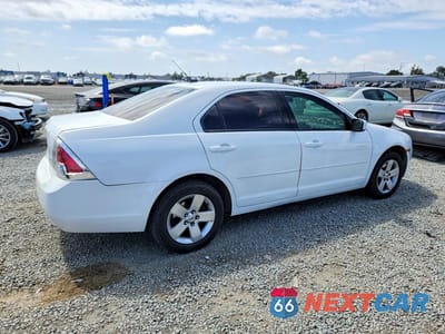 Trzecie zdjęcie samochodu z tyłu: 2007 FORD FUSION SE VIN:3FAHP07117R155203 - miniatura
