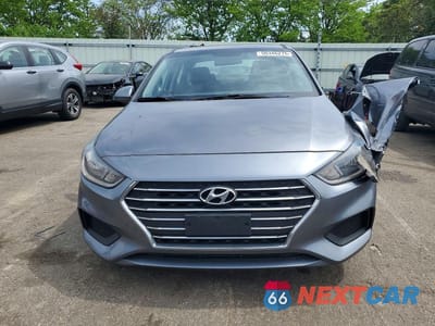 Piąte zdjęcie samochodu w środku: 2019 HYUNDAI ACCENT SE VIN:3KPC24A33KE084087 - miniatura
