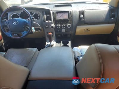 Zdjęcie 8 z 13 samochodu: 2012 TOYOTA SEQUOIA PLATINUM VIN:5TDDW5G14CS059792 - miniatura