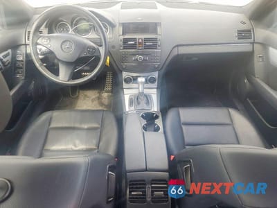 Zdjęcie 8 z 11 samochodu: 2009 MERCEDES-BENZ C 300 VIN:WDDGF54X09R059968 - miniatura