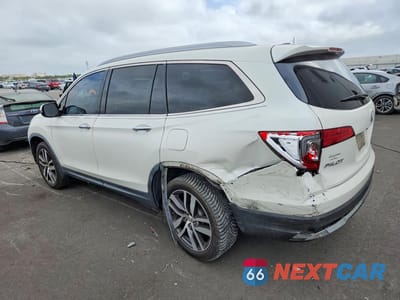 Drugie zdjęcie samochodu z przodu: 2017 HONDA PILOT TOURING VIN:5FNYF5H97HB036542 - miniatura