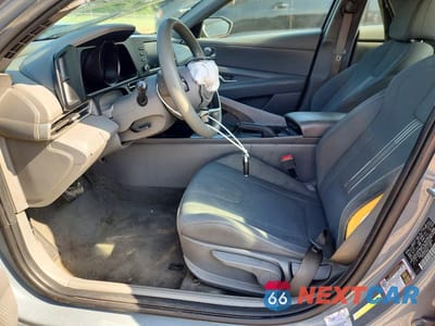 Zdjęcie 7 z 14 samochodu: 2023 HYUNDAI ELANTRA SEL VIN:KMHLM4AG7PU374625 - miniatura