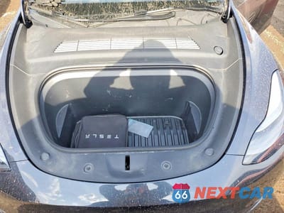 Zdjęcie 11 z 13 samochodu: 2024 TESLA MODEL Y VIN:7SAYGDEF0RF181749 - miniatura