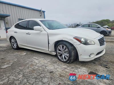 Czwarte zdjęcie samochodu z boku: 2012 INFINITI M37 BASE VIN:JN1BY1AP2CM336039 - miniatura