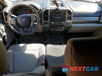 Zdjęcie 8 z 13 samochodu: 2019 FORD F450 SUPER DUTY VIN:1FD0X4GT5KEF91270 - miniatura