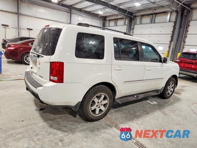 Trzecie zdjęcie samochodu z tyłu: 2009 HONDA PILOT TOURING VIN:5FNYF38879B020791 - miniatura