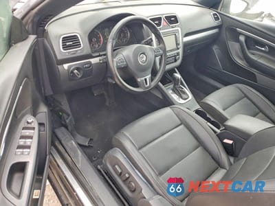 Zdjęcie 8 z 12 samochodu: 2012 VOLKSWAGEN EOS KOMFORT VIN:WVWBW7AH6CV001990 - miniatura