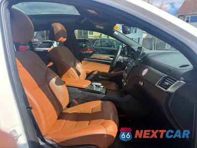 Piąte zdjęcie samochodu w środku: 2017 MERCEDES-BENZ GLE COUPE 43 AMG VIN:4JGED6EB4HA075728 - miniatura