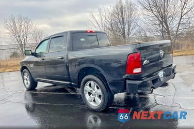 Trzecie zdjęcie samochodu z tyłu: 2015 RAM 1500 SLT VIN:3C6RR7LT1FG654271 - miniatura