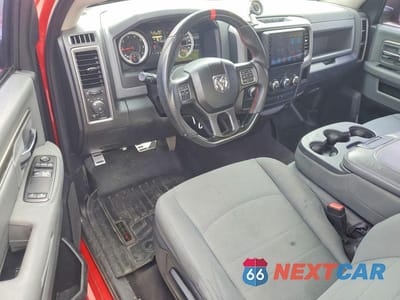 Zdjęcie 8 z 12 samochodu: 2015 RAM 1500 ST VIN:3C6JR6AT3FG525216 - miniatura