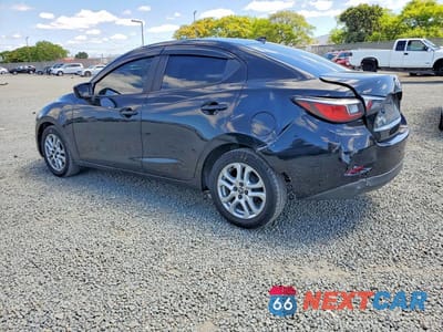 Drugie zdjęcie samochodu z przodu: 2019 TOYOTA YARIS L VIN:3MYDLBYV8KY512510 - miniatura