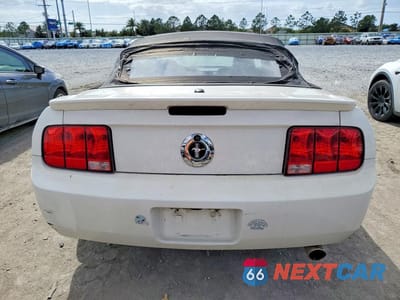 Zdjęcie 6 z 12 samochodu: 2007 FORD MUSTANG VIN:1ZVFT84N375329730 - miniatura