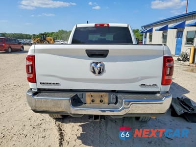 Zdjęcie 6 z 12 samochodu: 2023 RAM 2500 BIG HORN VIN:3C6UR5DJ1PG514556 - miniatura