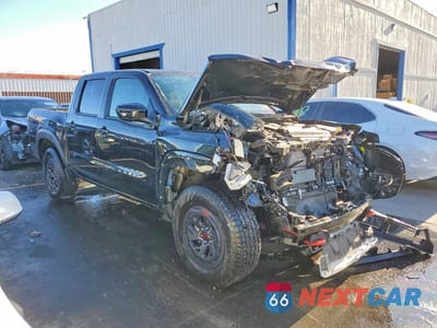 Czwarte zdjęcie samochodu z boku: 2026 NISSAN FRONTIER PRO-4X VIN:1N6ED1EK9TN612616 - miniatura