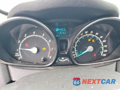 Zdjęcie 9 z 12 samochodu: 2019 FORD FIESTA SE VIN:3FADP4BJ9KM109184 - miniatura