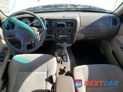 Zdjęcie 8 z 12 samochodu: 2002 TOYOTA TACOMA DOUBLE CAB VIN:5TEHN72N22Z013079 - miniatura