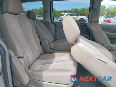 Zdjęcie 11 z 13 samochodu: 2011 KIA SEDONA LX VIN:KNDMG4C75B6364430 - miniatura