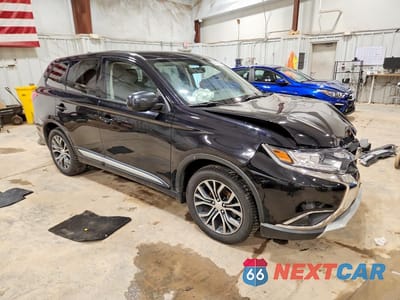 Czwarte zdjęcie samochodu z boku: 2017 MITSUBISHI OUTLANDER ES VIN:JA4AD2A30HZ042988 - miniatura